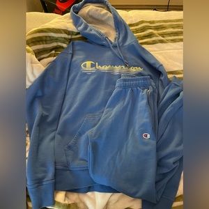 Mens Champion outfit